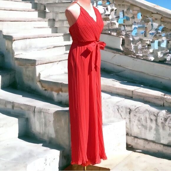 BEYOND WORDS NWT WOMENS LONG ONE PIECE JUMPSUIT RED SIZE SMALL ALL OCCASIONS - Picture 2 of 5